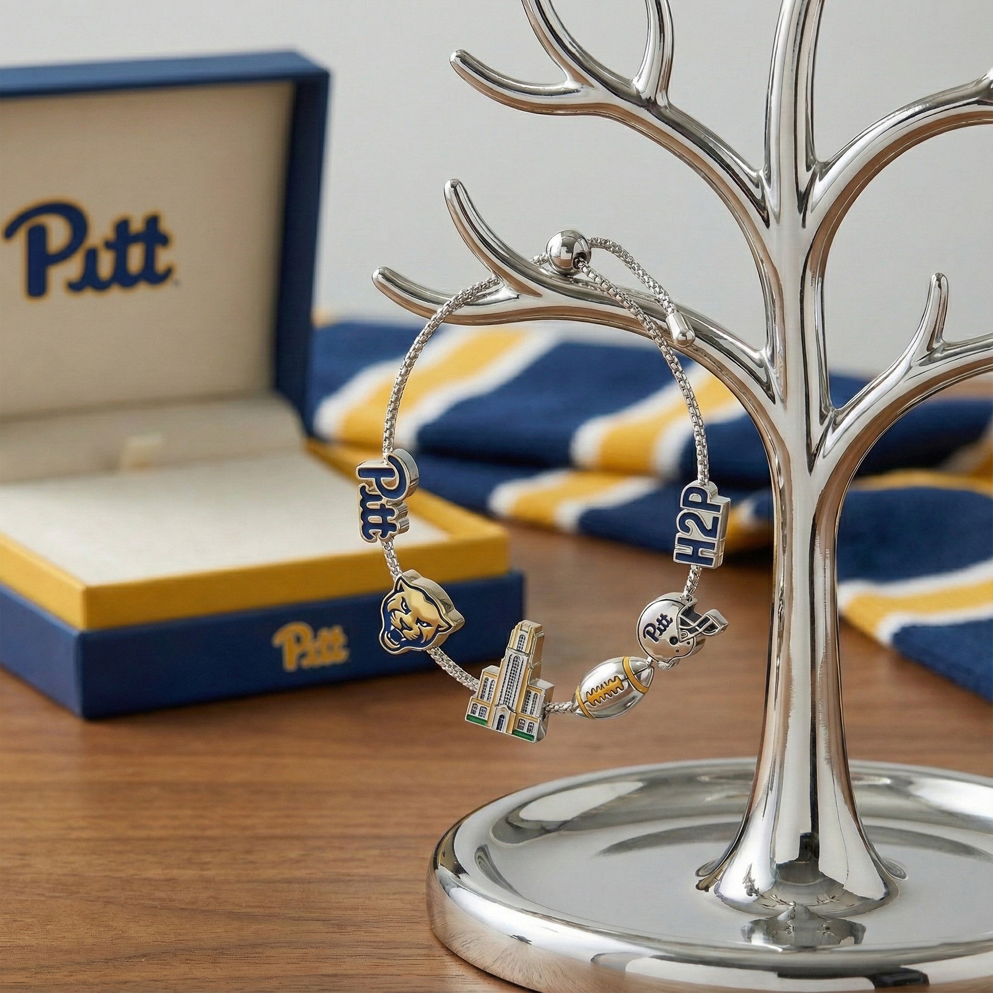 PITTS Adjustable Charm Bracelet HTTT