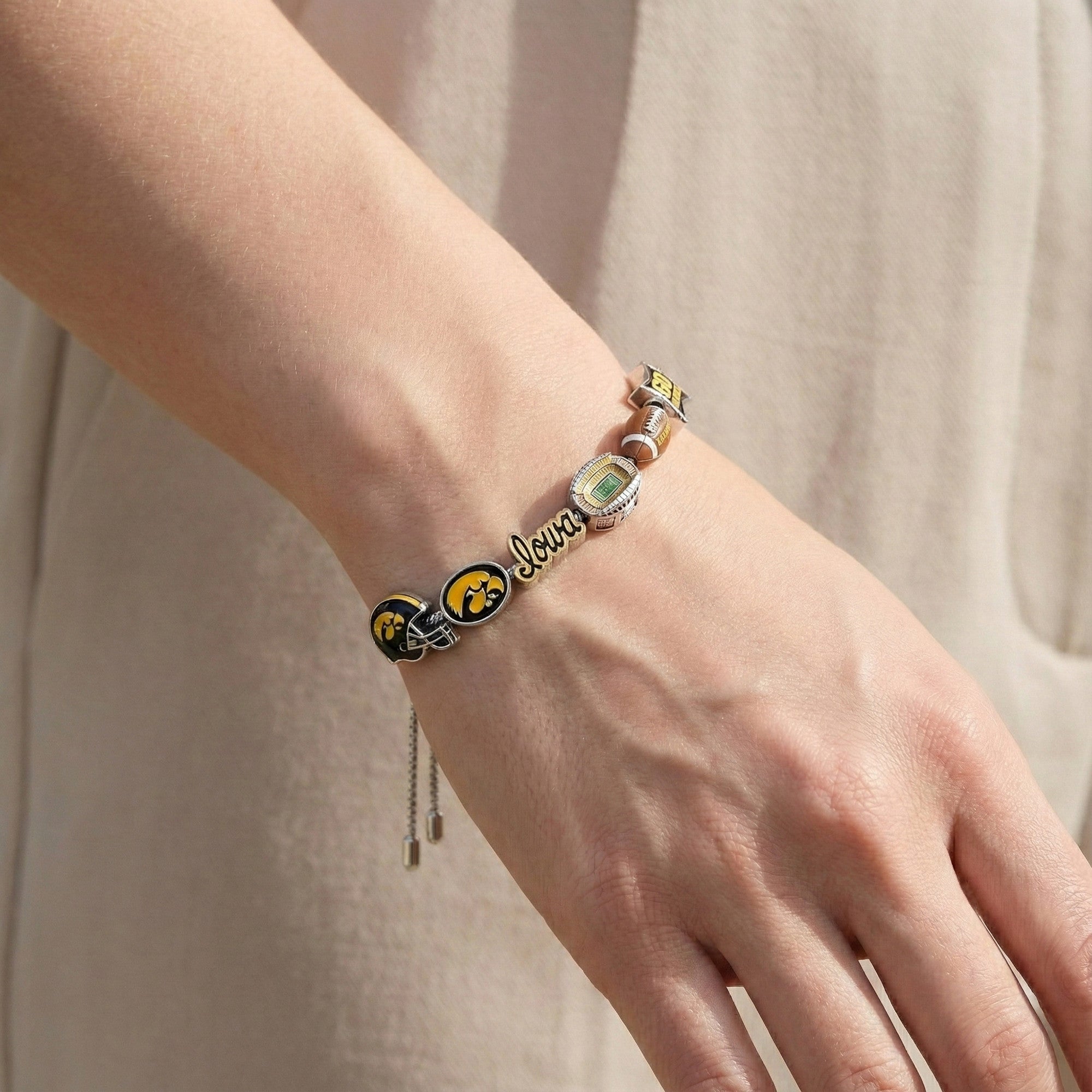 IWHK Adjustable Charm Bracelet HTTT